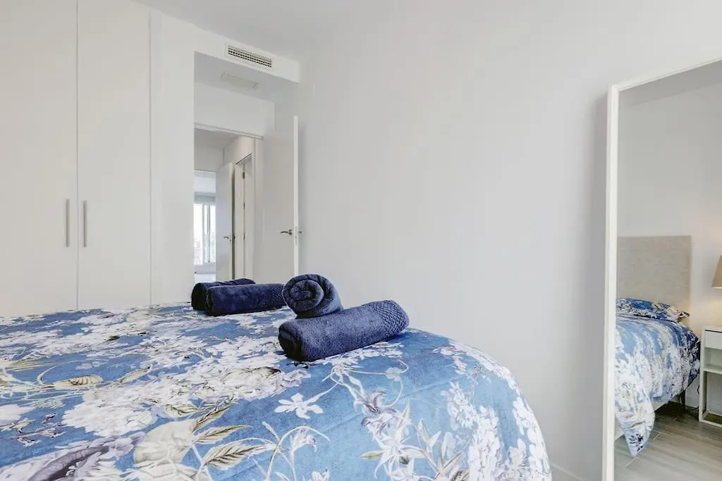 Three-Bedroom Holiday Apartment In Estepona Spanien